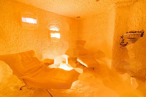 Торговое здание в центральной части города: 10