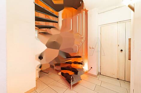 Торговое здание в центральной части города: 17