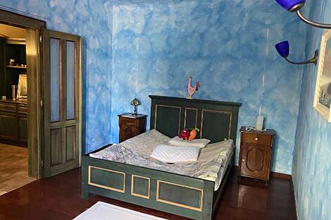 Дом с двумя этажами на улице Гарибальди: 13