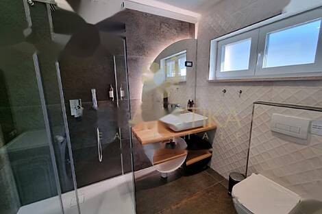 Дом, Бризовица близ Градина: 8