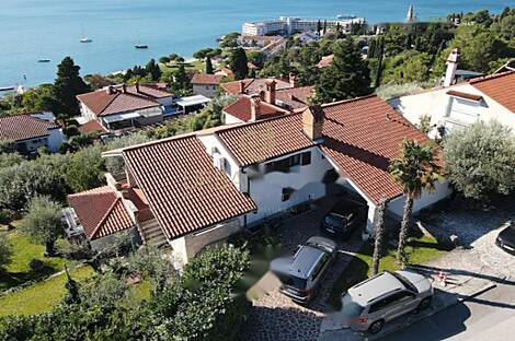 Здание, Порторож: 2