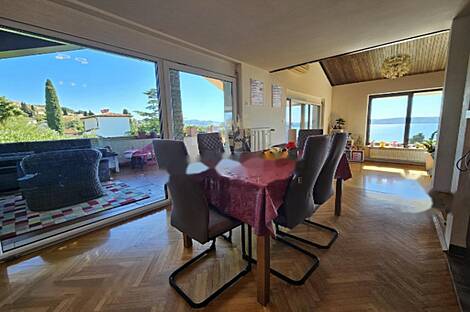 Здание, Порторож: 14