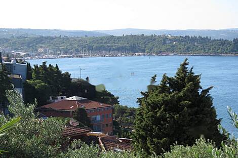 Здание, Порторож: 18