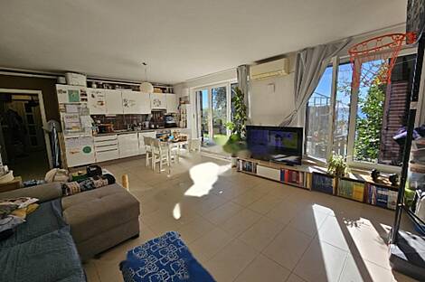 Здание, Порторож: 27