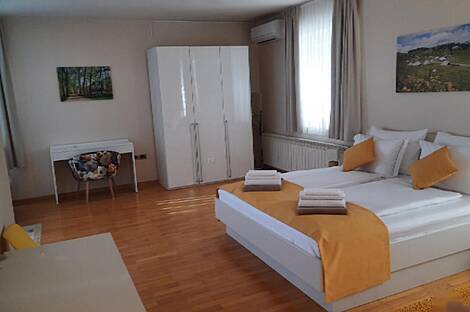 Кампельский дом: 21