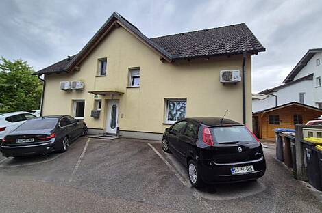 Дом в местечке Вича Козарье: 1