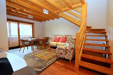 Дом, с которого открывается вид на Бледский замок: 22