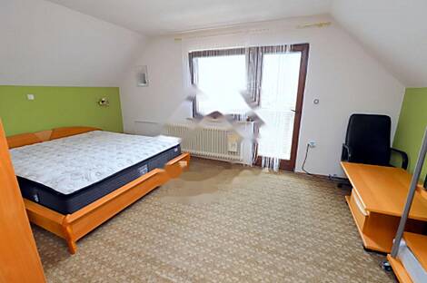 Дом, Радовлица: 15