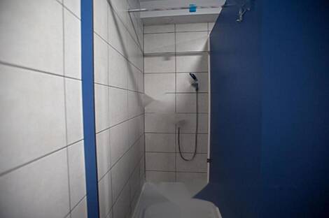 Дом с террасой в поселке Новый Пиран: 25