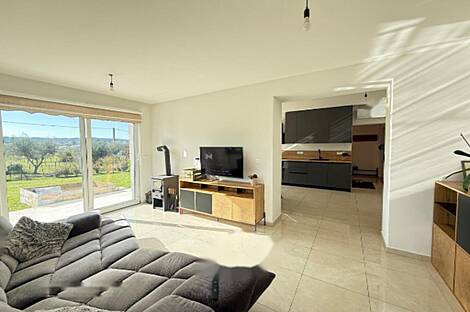 Ново Парецаг дом: 2