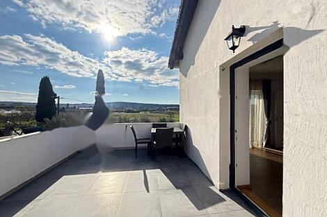 Ново Парецаг дом: 13