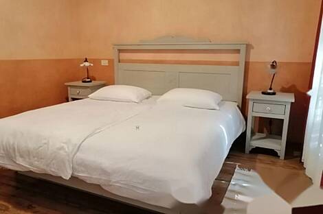 Домового жительства, Шторье: 8