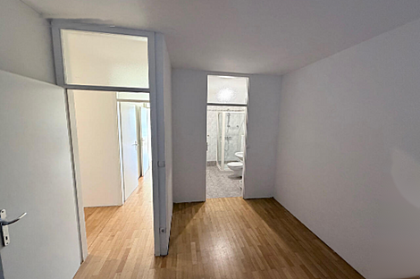 Квартира с пятью или более комнатами в Новом Мостеце: 5