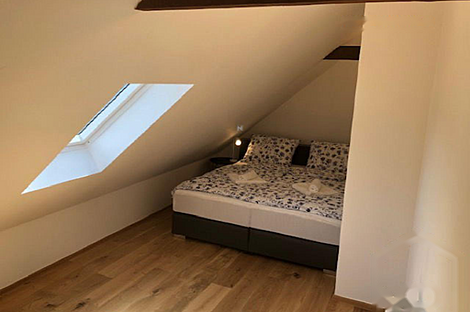 Квартира с тремя комнатами в центре: 3