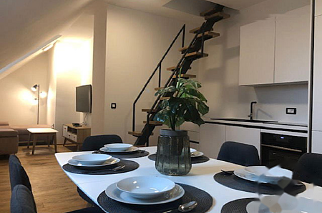 Квартира с тремя комнатами в центре: 12