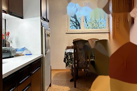 Квартира с тремя комнатами в районе Шишки.: 3