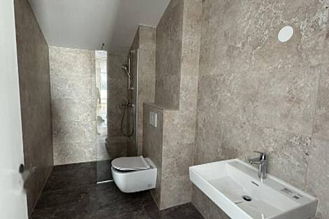 Жилая площадь в Жидановом квартале: 14