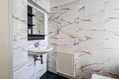 Трехкомнатная квартира в центре: 11