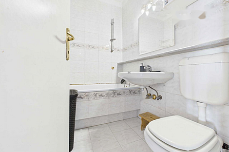 Трёхкомнатная квартира в Бежиграде: 17