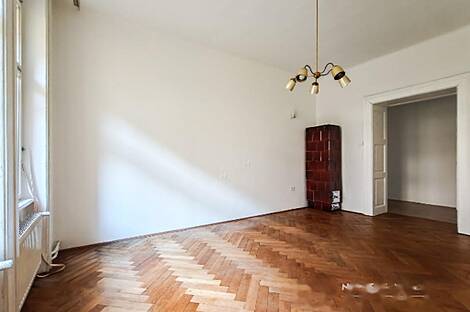 Центр пятикoмнатная квaртира: 8