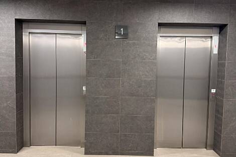 Квартира из трёх комнат в центральной части города: 2