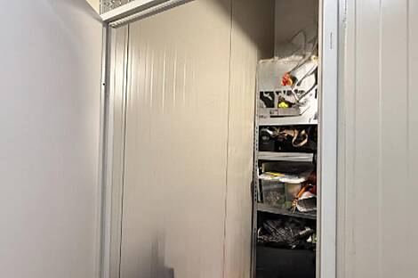 Квартира из трёх комнат в центральной части города: 25