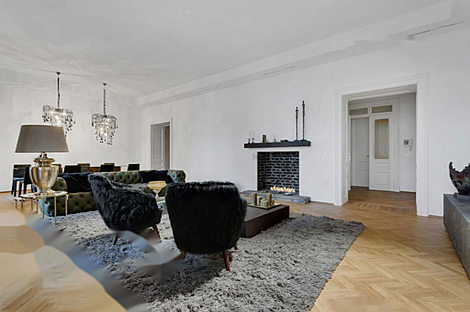 4-комнатная квартира в центре: 2