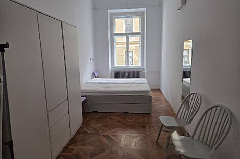 Четырехкомнатная квартира в центре: 4