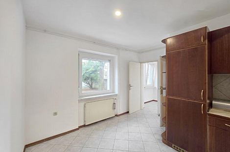 Трехкомнатная квартира в районе Новая Шишка: 3