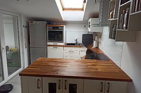 Четырехкомнатная квартира, Долгий Мост: 1