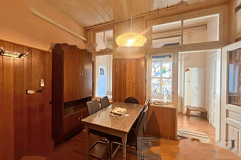 Двухкомнатная квартира в центре: 8