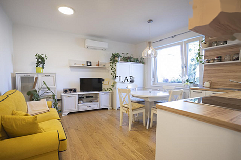 Квартира в Трново с двумя комнатами: 1