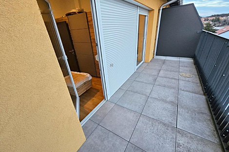 Квартира с четырьмя комнатами в районе Новой Козины.: 22