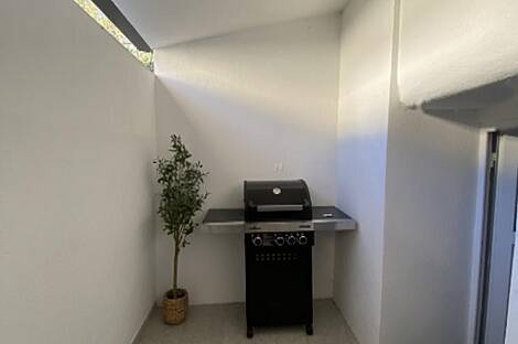 Пиранская студия, расположенная поблизости от площади Тартини.: 15