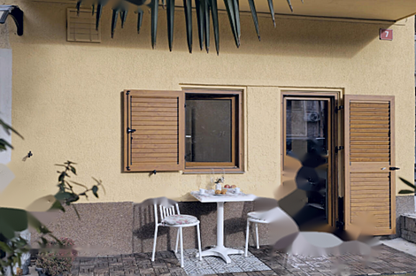 Двухкомнатная квартира в центре: 9