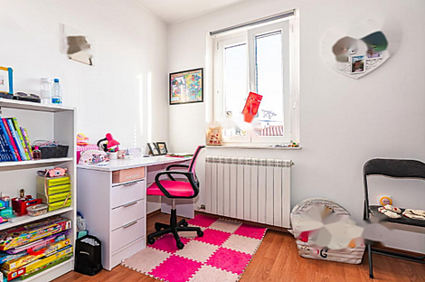 Апартаменты с пятью и более комнатами: 17