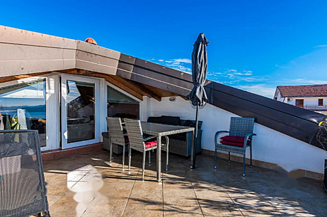 Апартаменты с пятью и более комнатами: 26