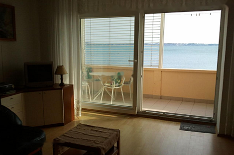 Квартира в Пиране с двумя комнатами: 6