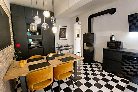 Жильё, трехкомнатное в Новая Сеча: 1