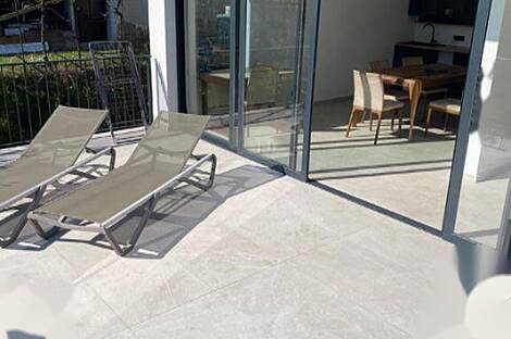 Квартира с двумя комнатами в Изоле: 1