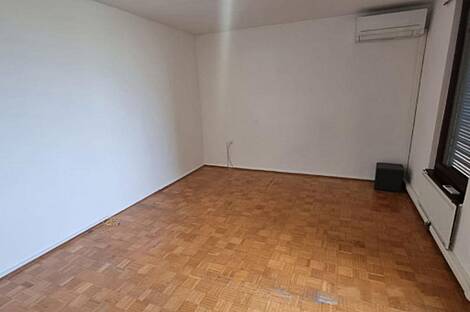 Квартира с двумя комнатами в Изоле: 4