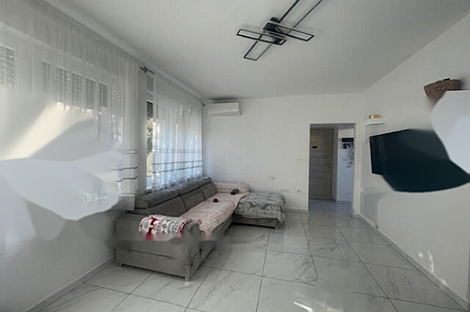 Трёхкомнатная квартира в Сежане: 6