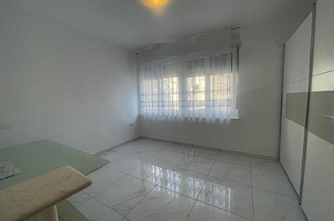 Трёхкомнатная квартира в Сежане: 9