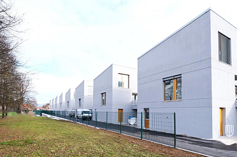 Дом с террасой в районе Новый Шентвид: 1