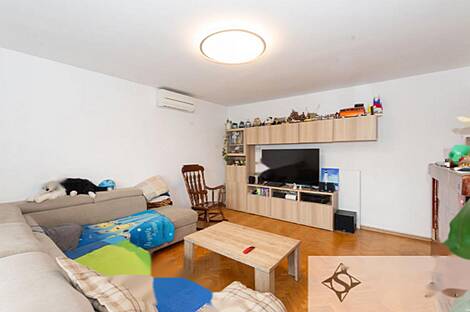 Особняк, Врховцы: 6