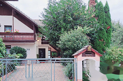 Явор Дом Любляна Добрунье: 4