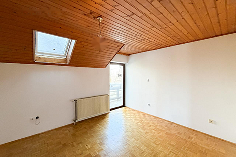 Явор Дом Любляна Добрунье: 22