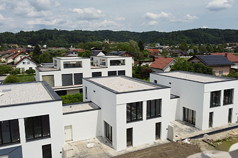 Новая Рудник, дом с террасой.: 1