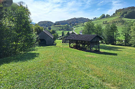 Дом, хозяйство Лончарев Дол: 15