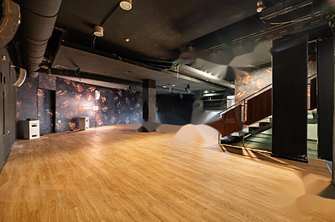 Центральное коммерческое помещение: 1